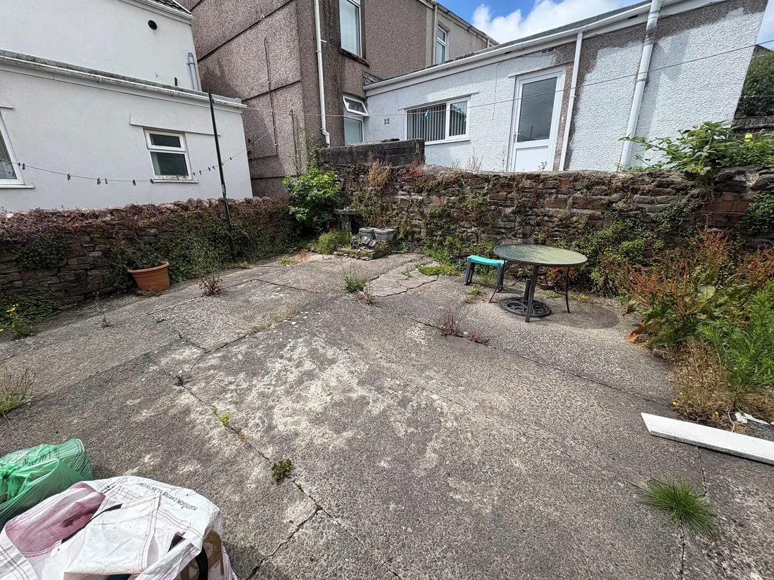 Property photo 8