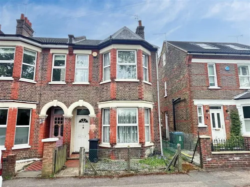 Sussex Road, WATFORDphoto