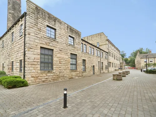 Dyehouse Walk, Yeadon, Leedsphoto