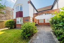 35 Mulgrave Road, Sutton