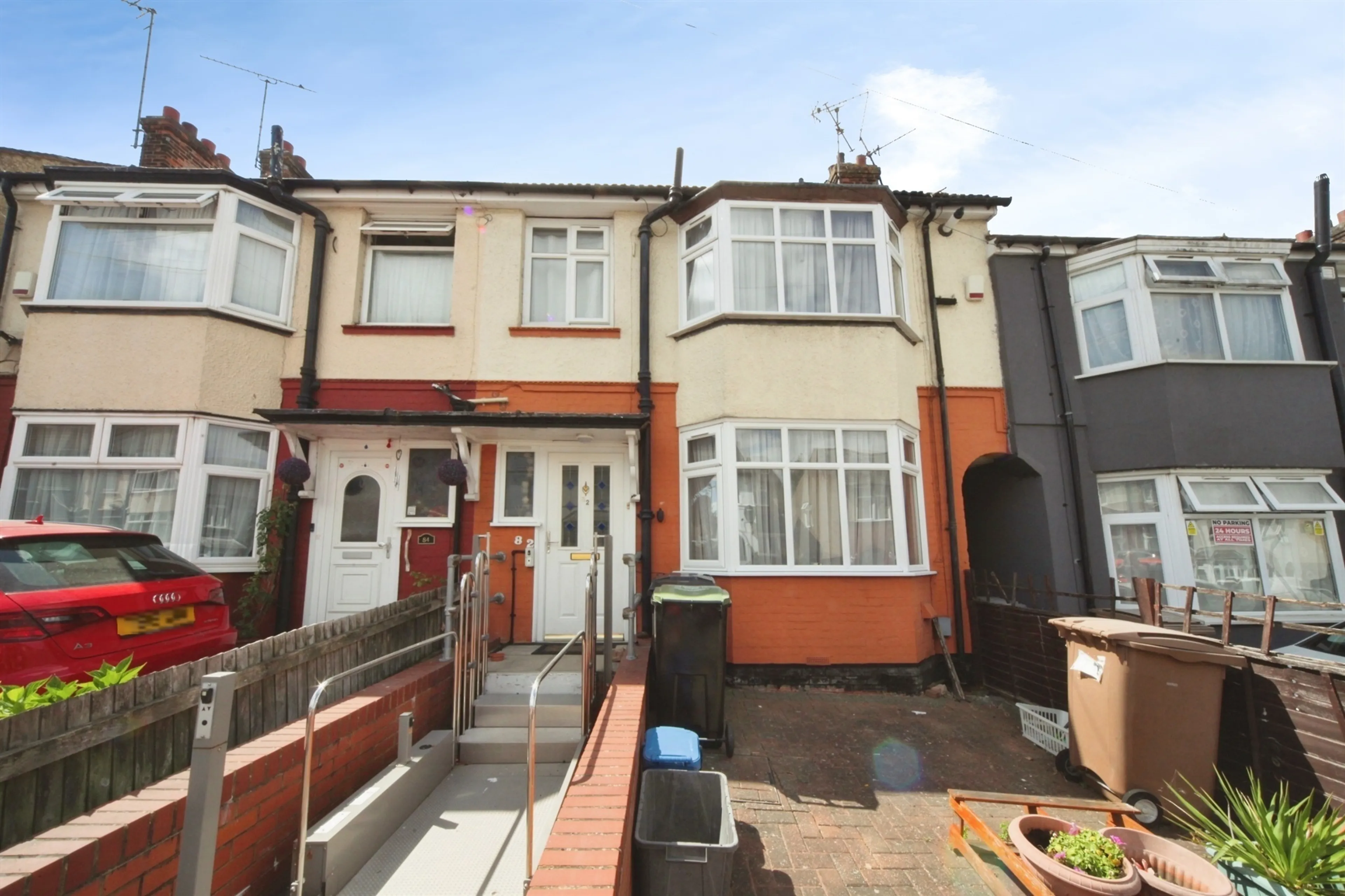 Property photo 0