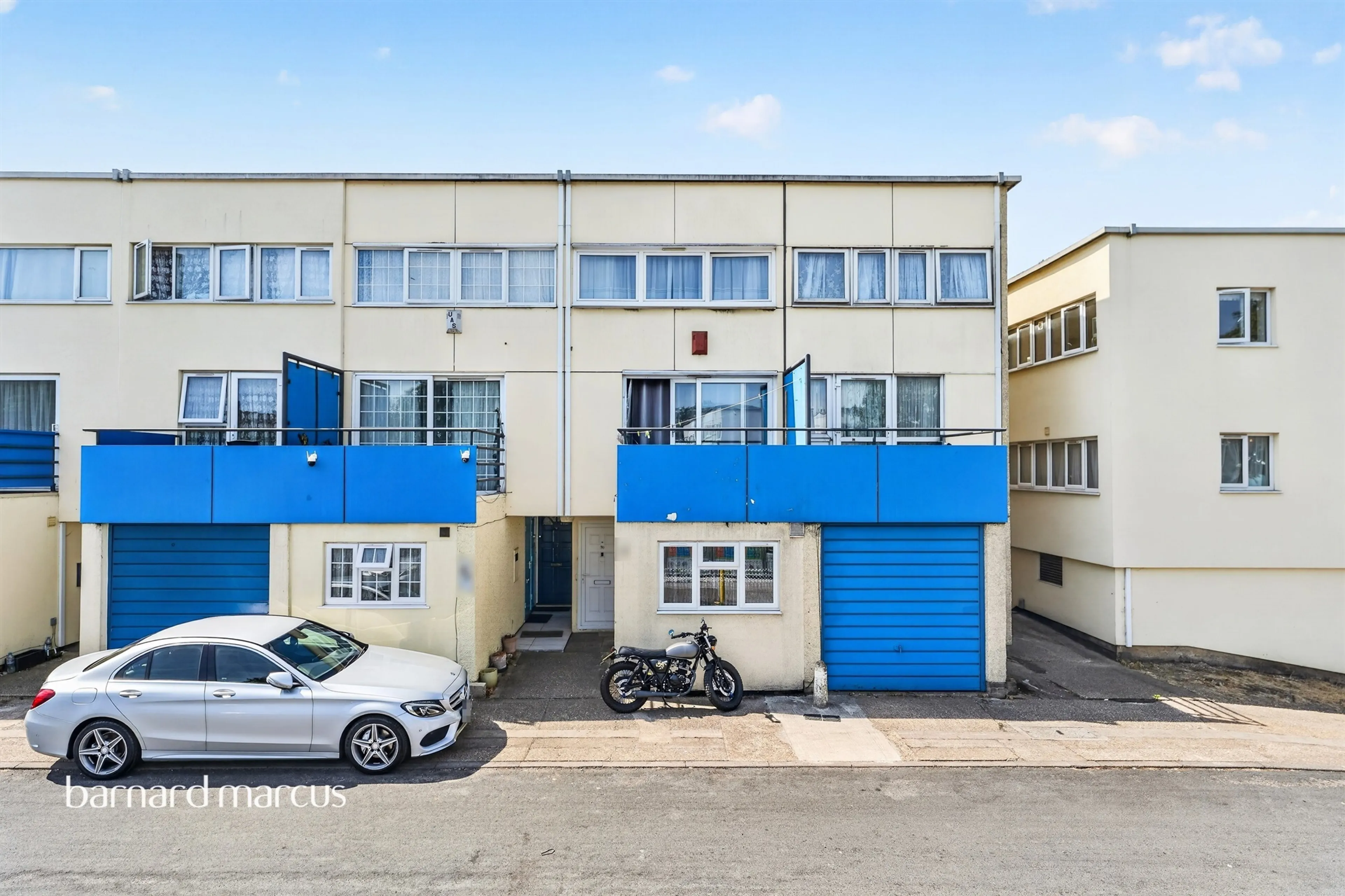 Property at Montgomery Close, Mitcham