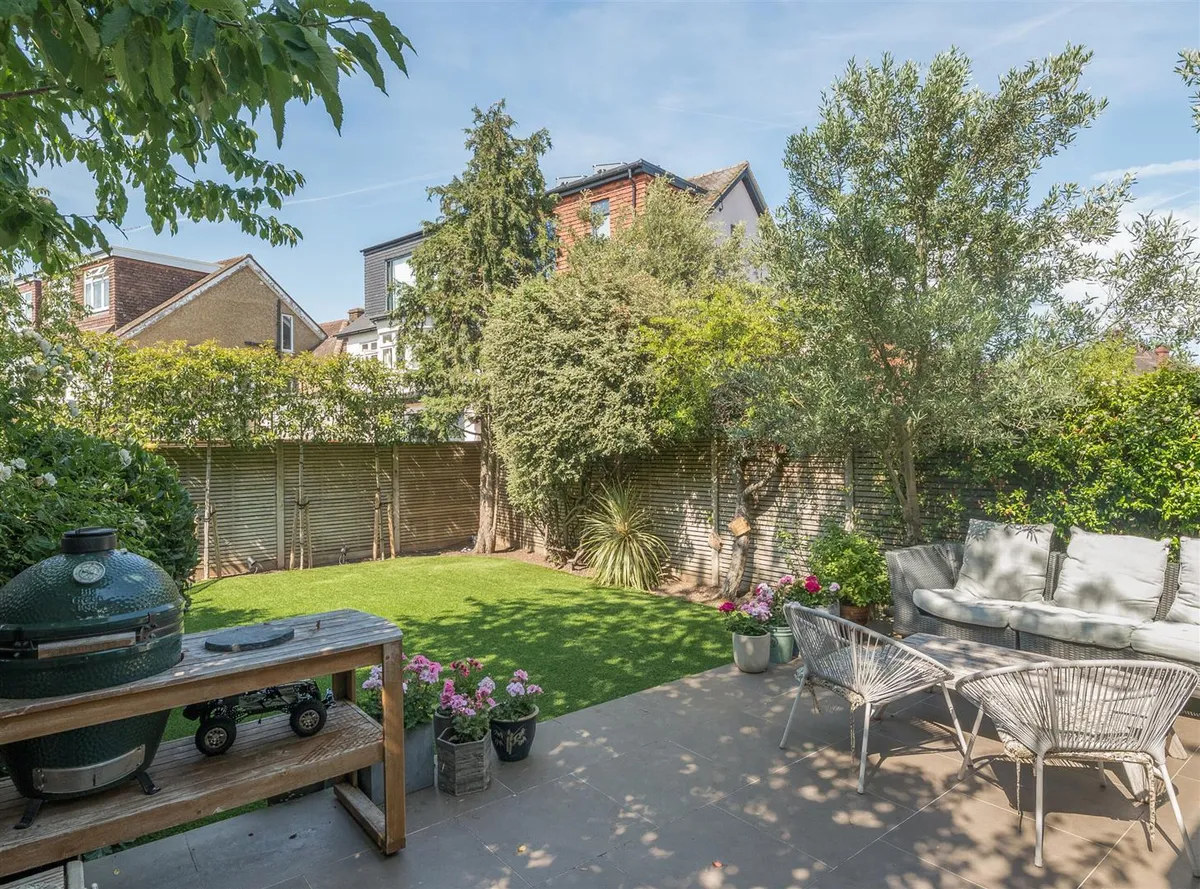 Hardinge Road, London NW10