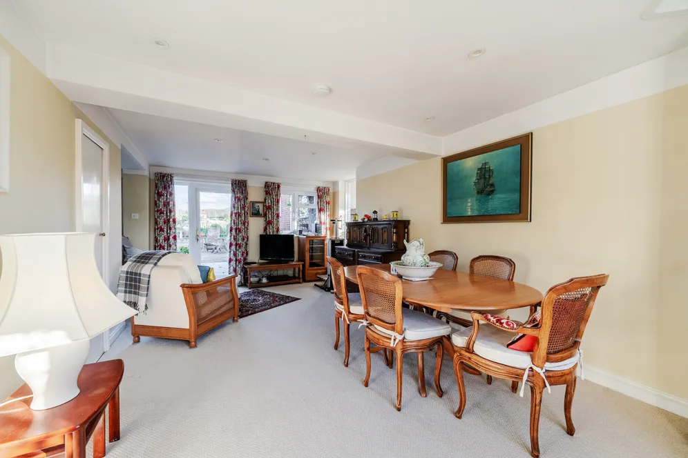 Long Lane, Newbury, RG14 photo 4