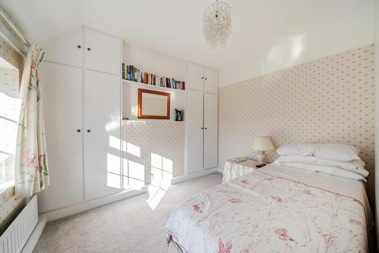 Long Lane, Newbury, RG14 photo 7