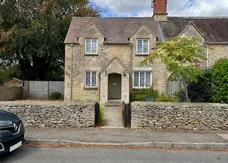 Coates, Cirencester, GL7 photo 1