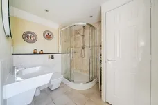 Long Lane, Newbury, RG14 photo 12