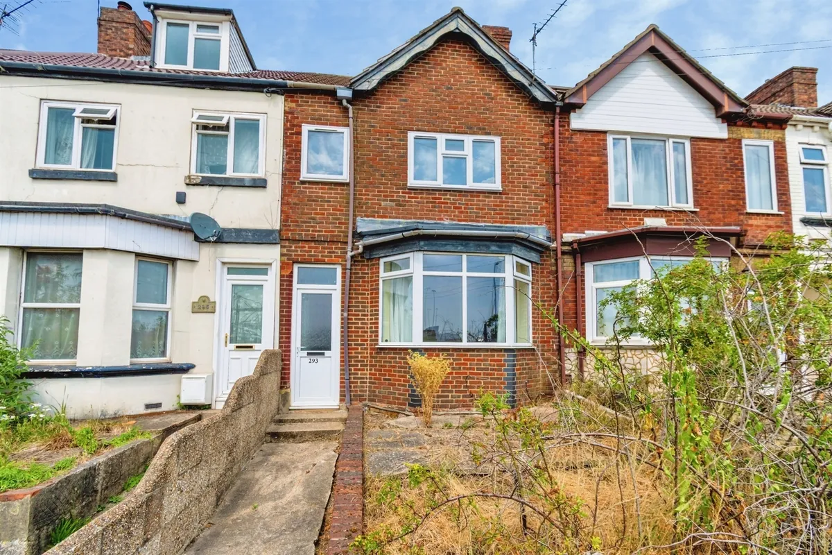 Millbrook Road West, SOUTHAMPTON