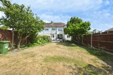 Cavendish Gardens, Barking
