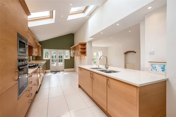 Cawley Road, Chichester, PO19 photo 6