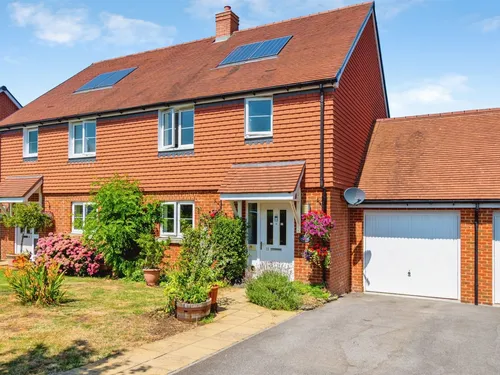 Sandy Hill Close, Waltham Chase, SOUTHAMPTONphoto