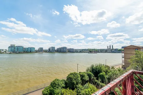 Storers Quay, London, E14