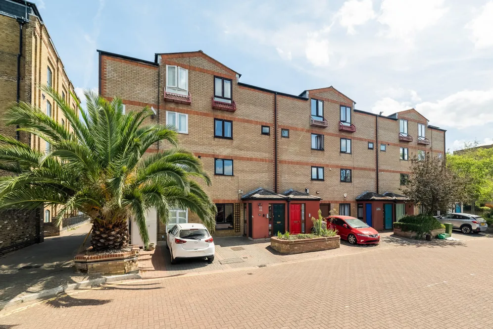 Storers Quay, London, E14 photo 2