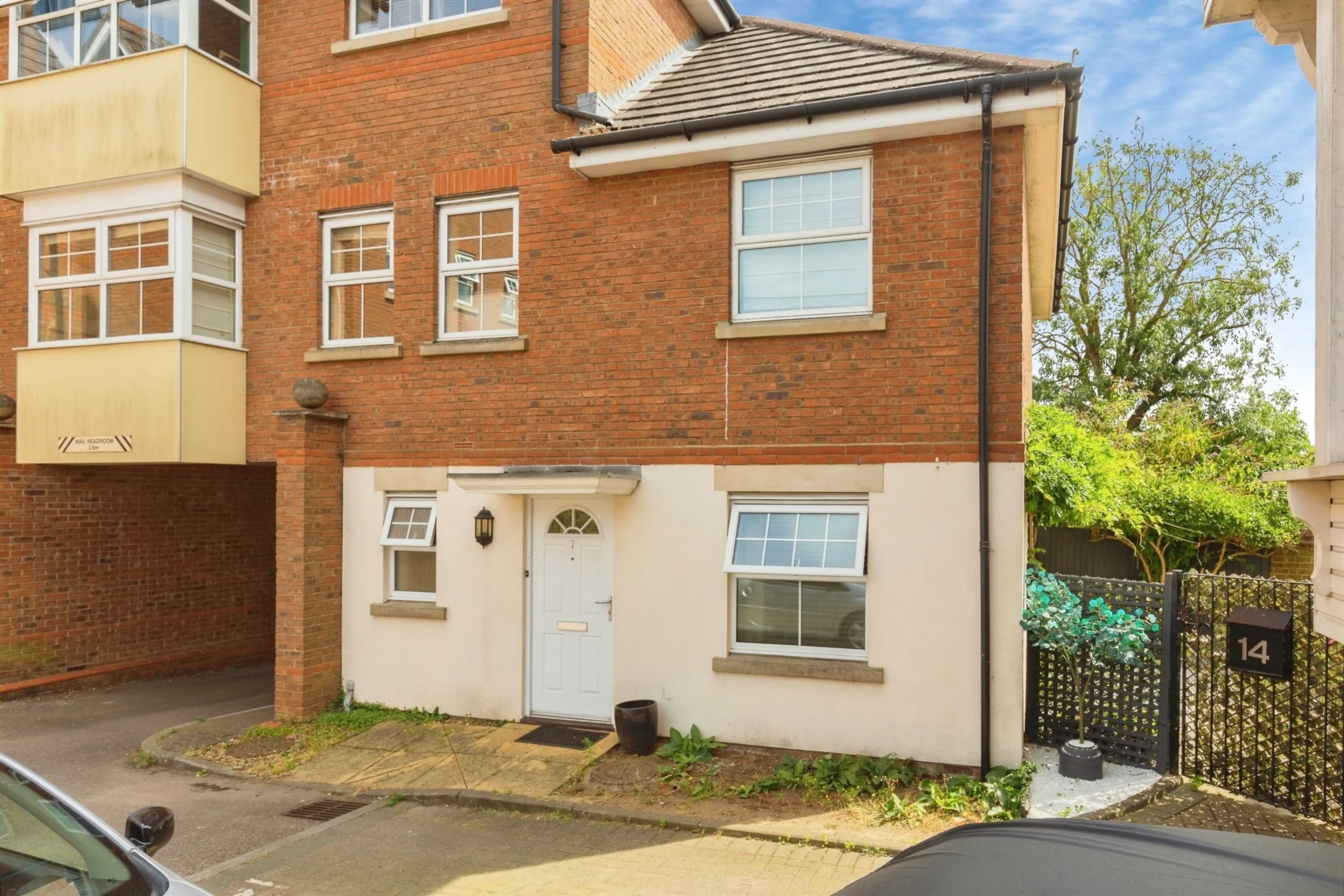 Property photo 1
