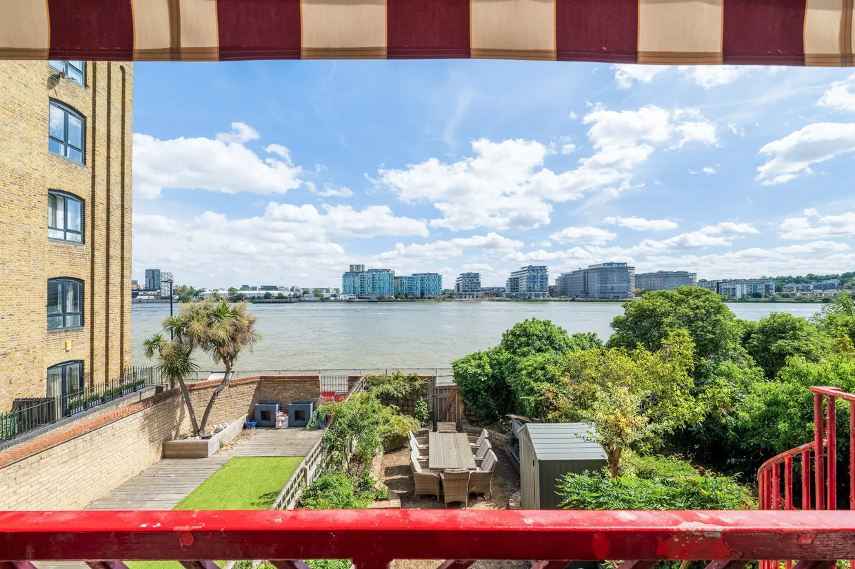 Storers Quay, London, E14 photo 12