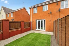 Ensign Way, Diss
