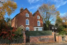 Dove Bank, Uttoxeter