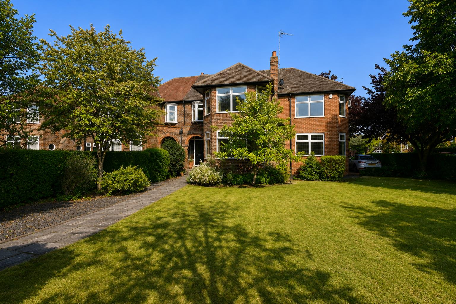 Beverley Road, Anlaby, Hull Image 5