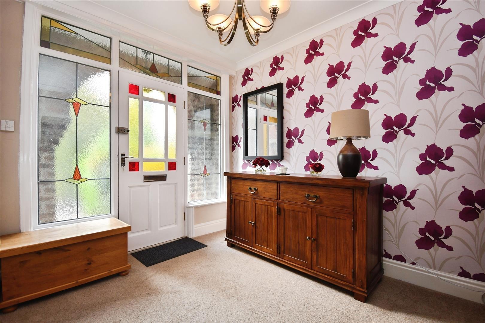 Beverley Road, Anlaby, Hull Image 6