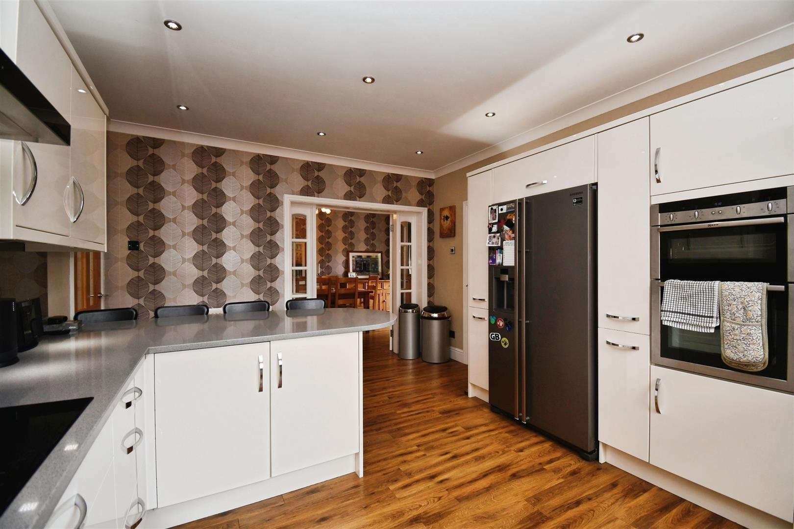 Beverley Road, Anlaby, Hull Image 11