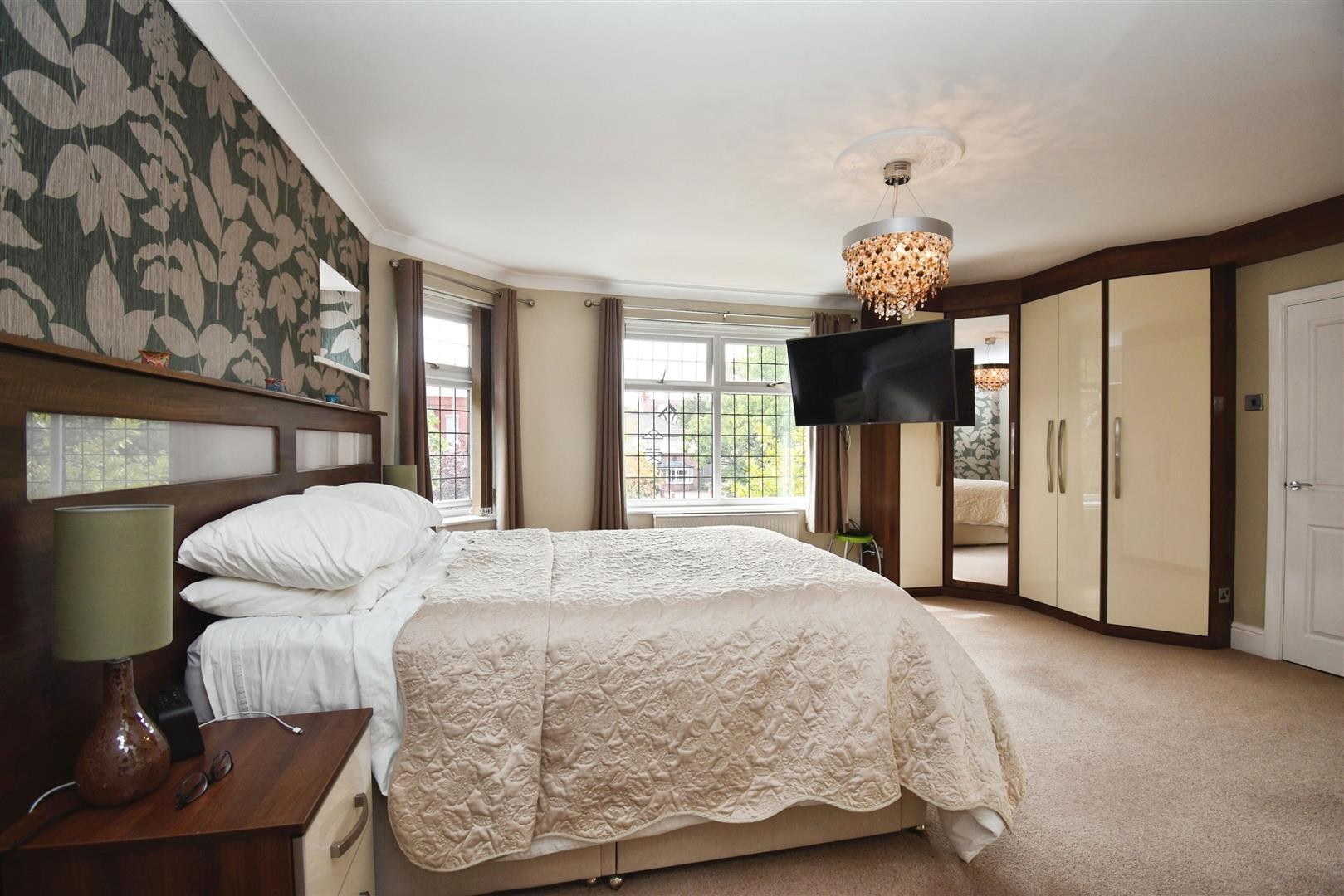 Beverley Road, Anlaby, Hull Image 14