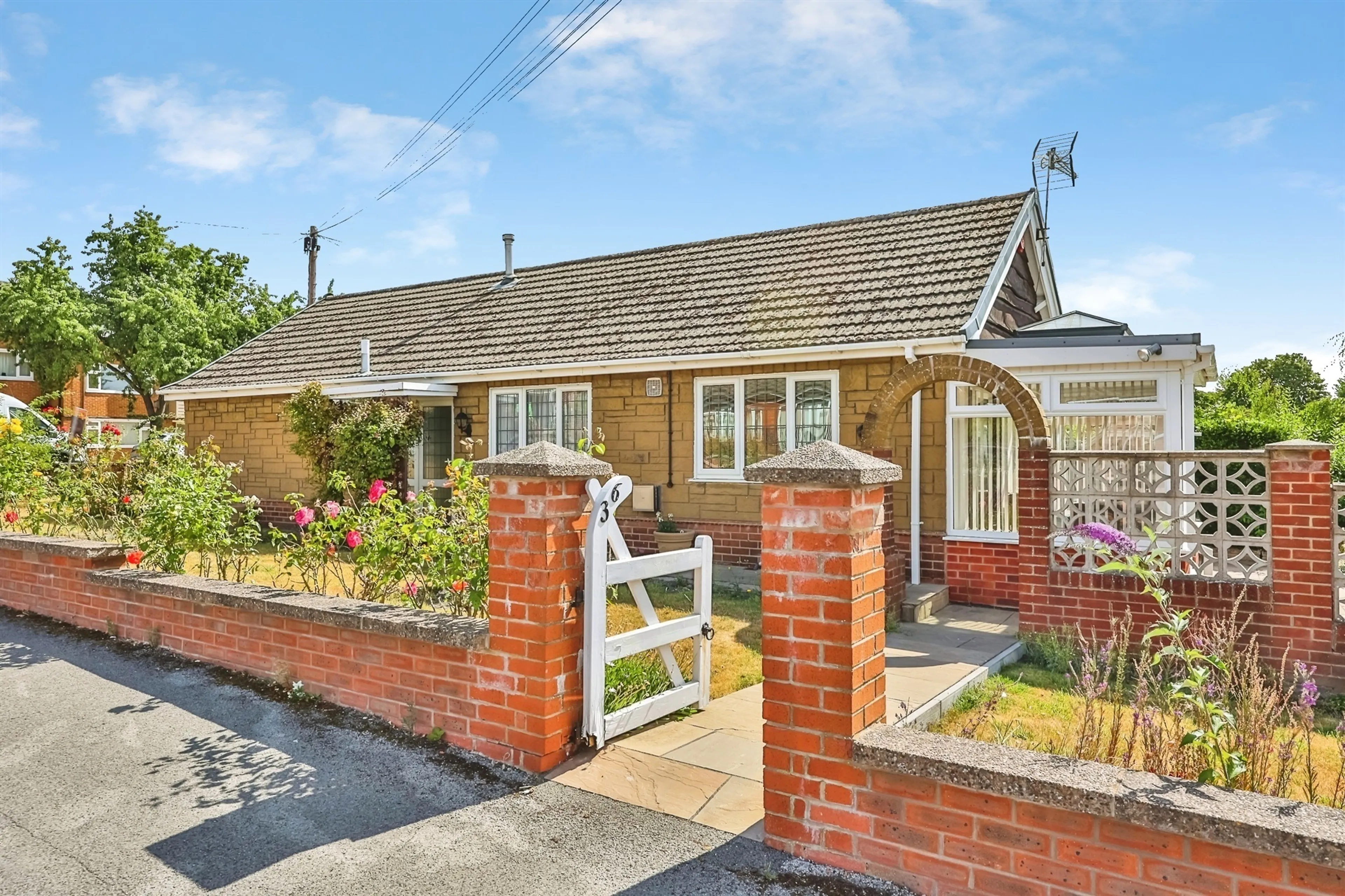Property photo 0