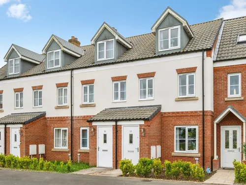 Duncan Way, North Walshamphoto