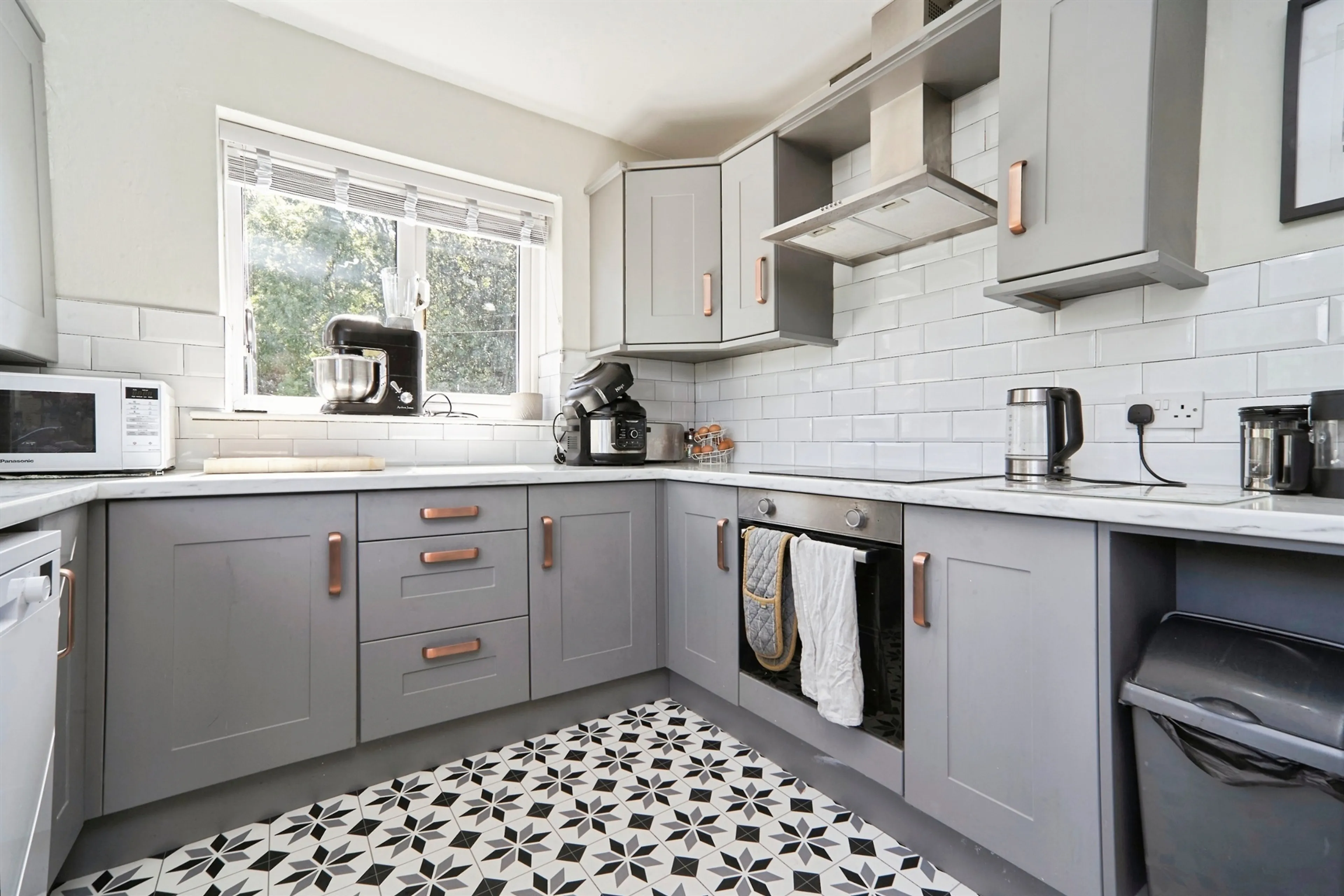 Property at Parkstone Drive, Bradford