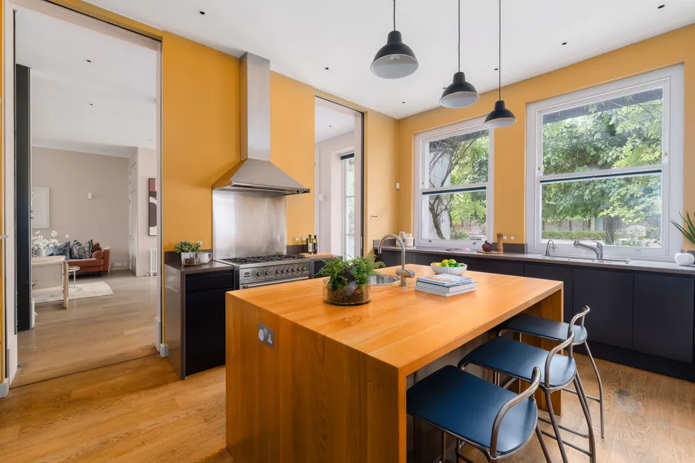 Woodborough Road, London, SW15