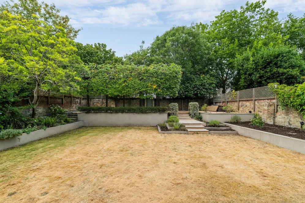 Woodborough Road, London, SW15 photo 18