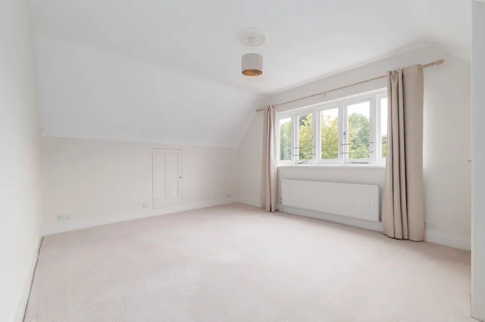 Woodborough Road, London, SW15 photo 30