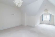 Woodborough Road, London, SW15 photo 34