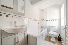 Kings Lane, Cookham Dean, Maidenhead, SL6 photo 12