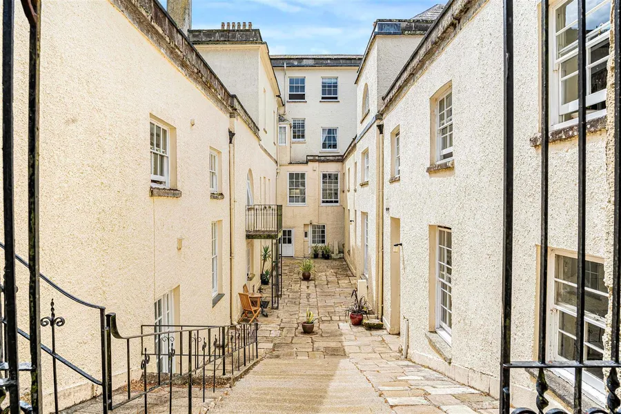 Property Image 25