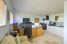 Gibbs Lane, Siston, BS16 photo 10