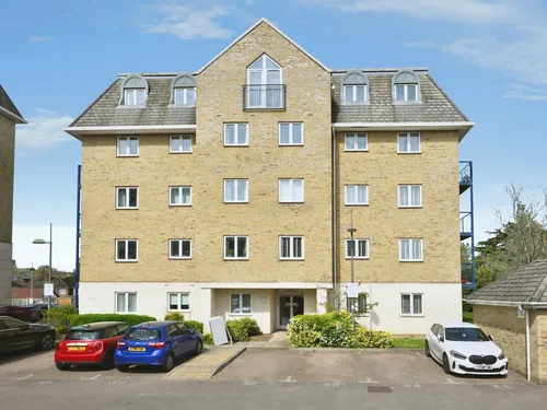 Taverners Way, Hoddesdonphoto