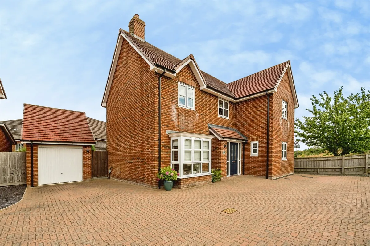 Newton Avenue, Aylesbury