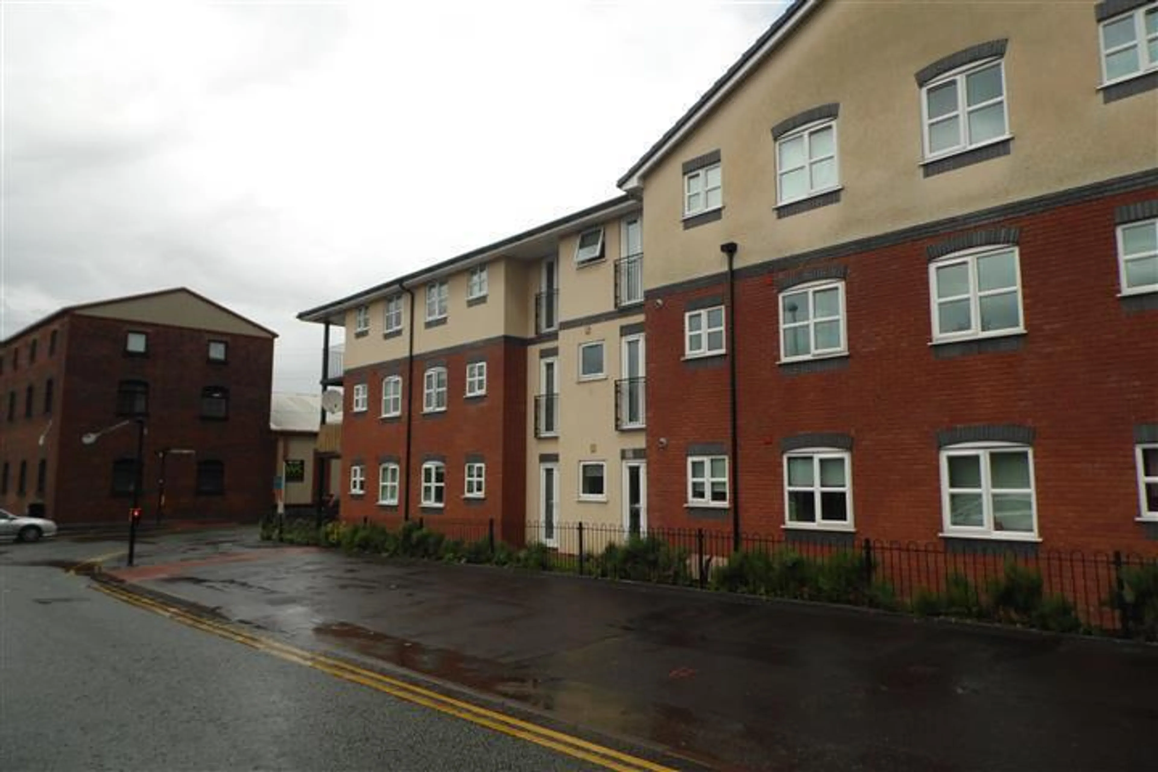 Property photo 0