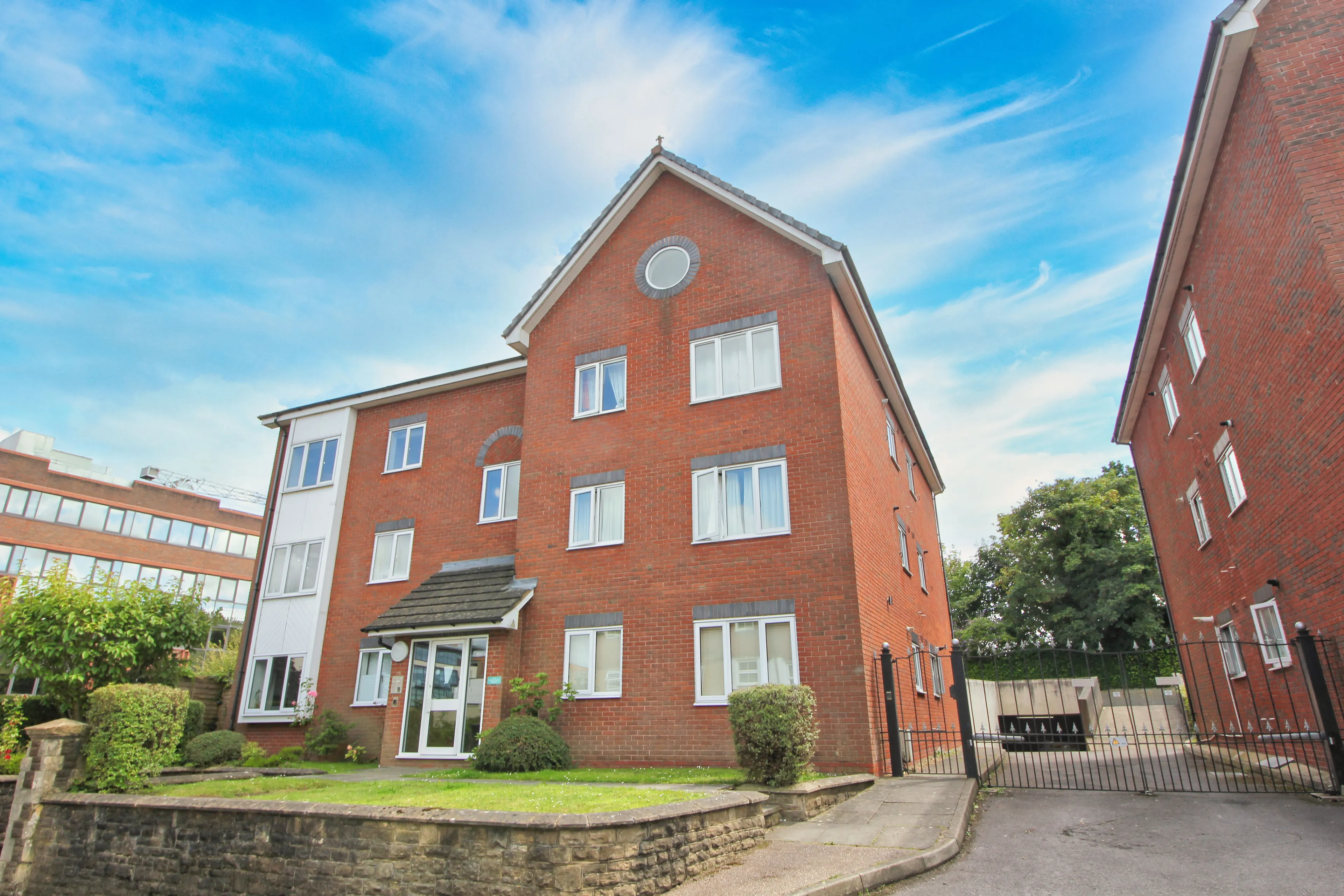 Property photo 0