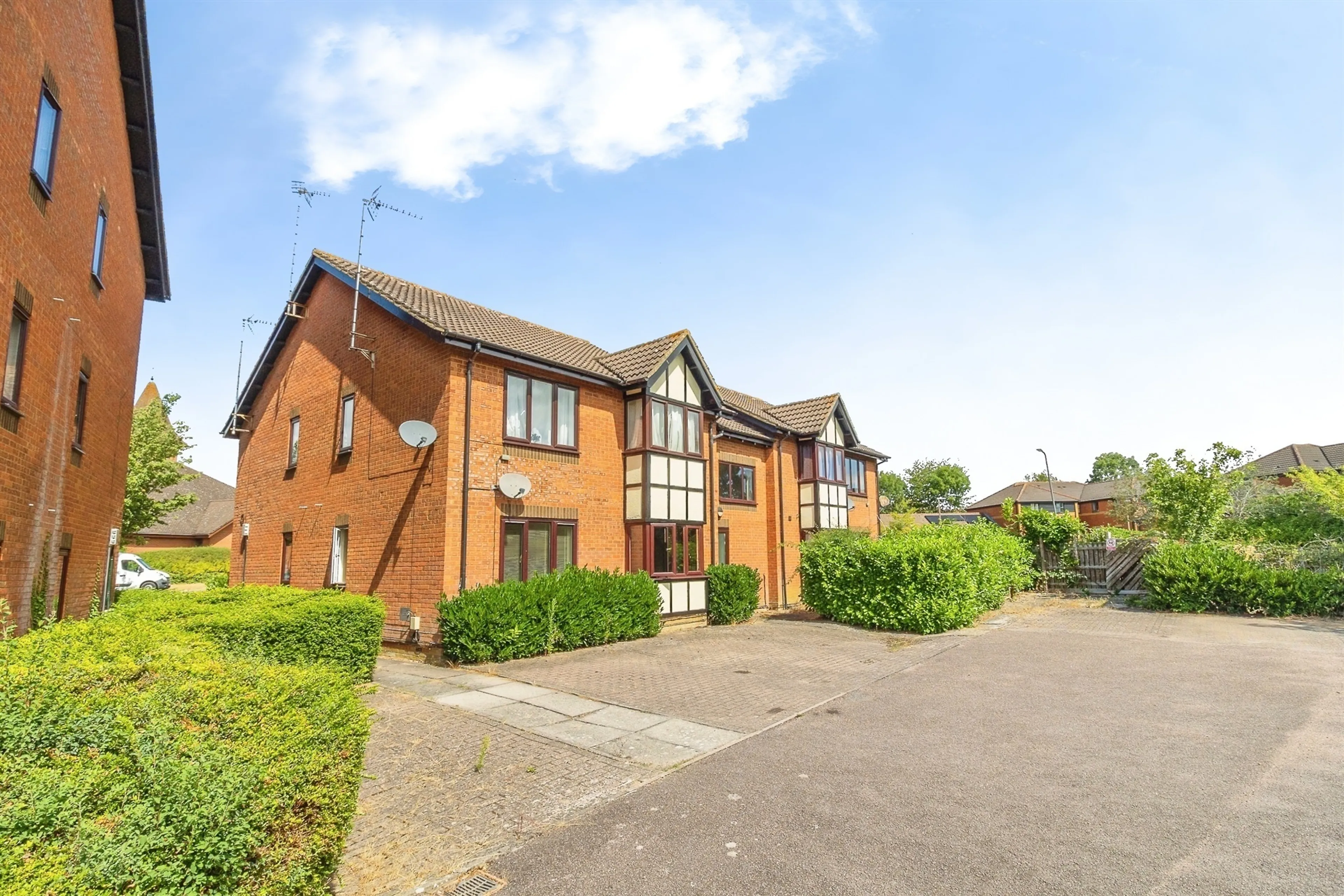Property photo 0