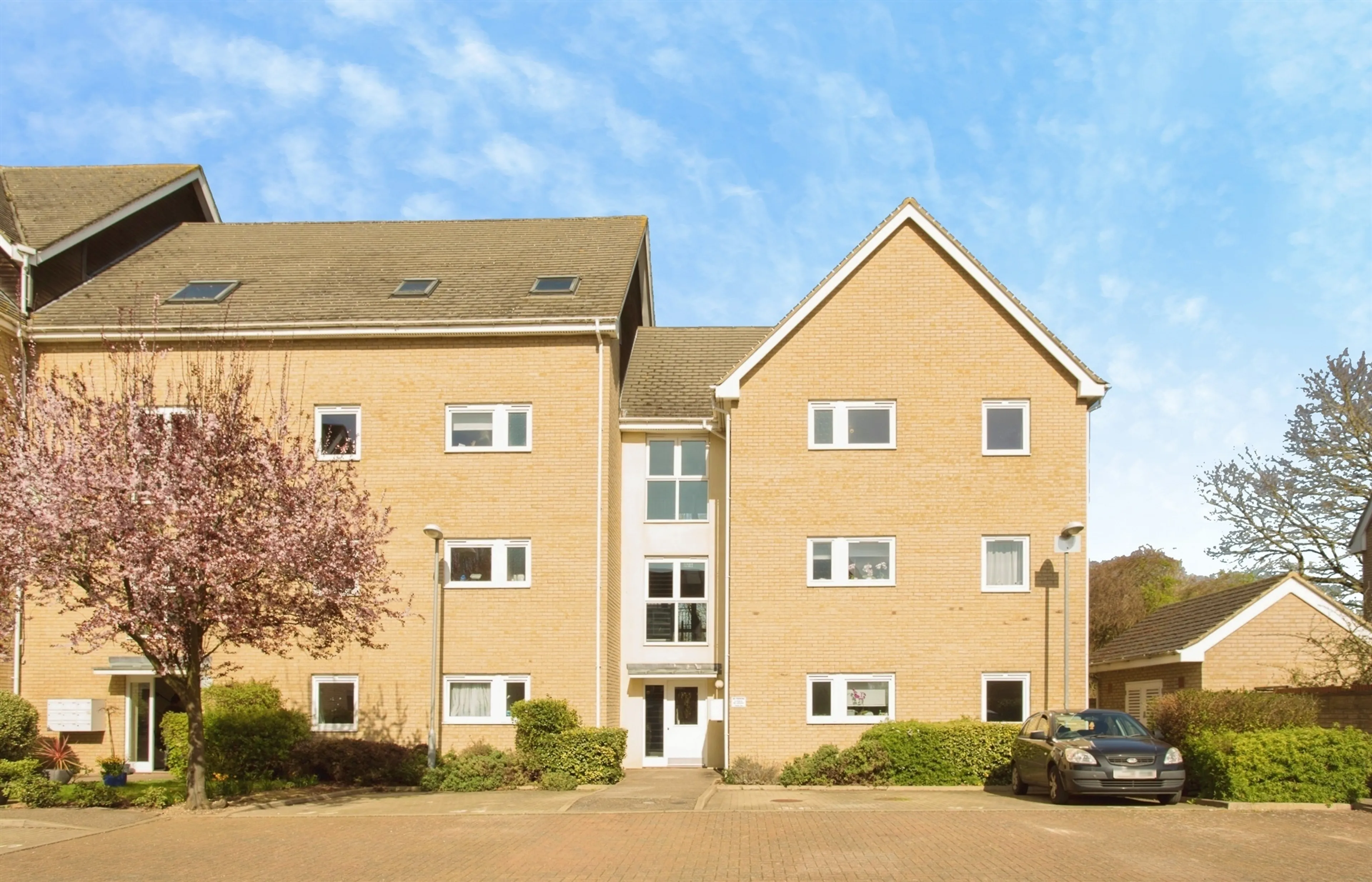 Property photo 0
