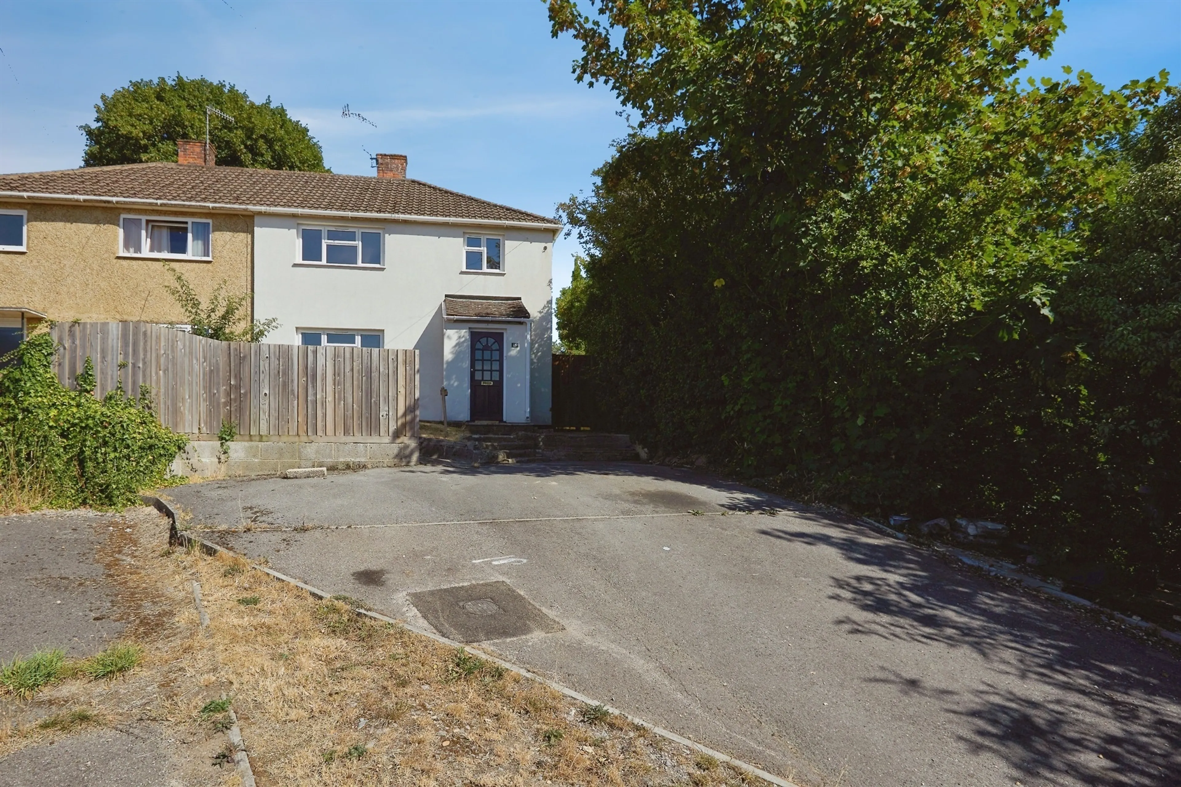 Property photo 0