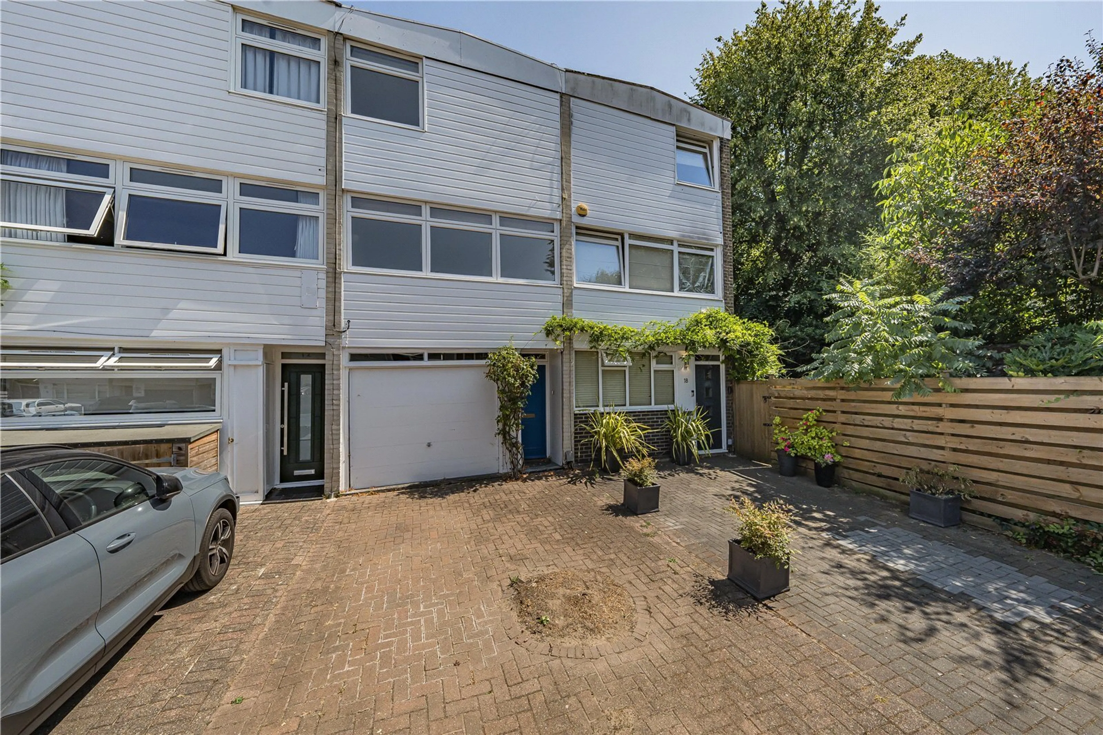Property at Paxton Close, Kew, Richmond, Surrey, TW9