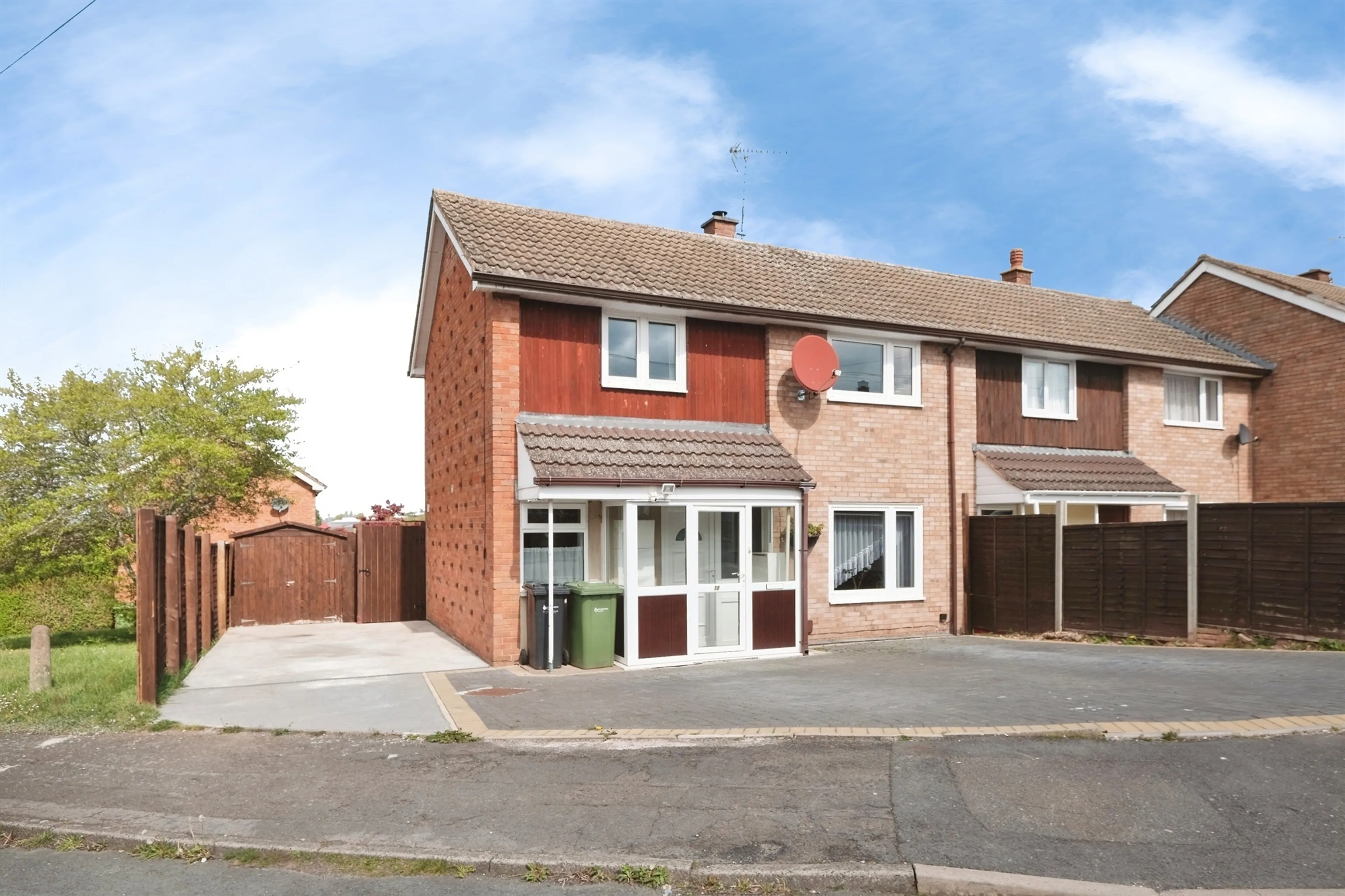 Property photo 0
