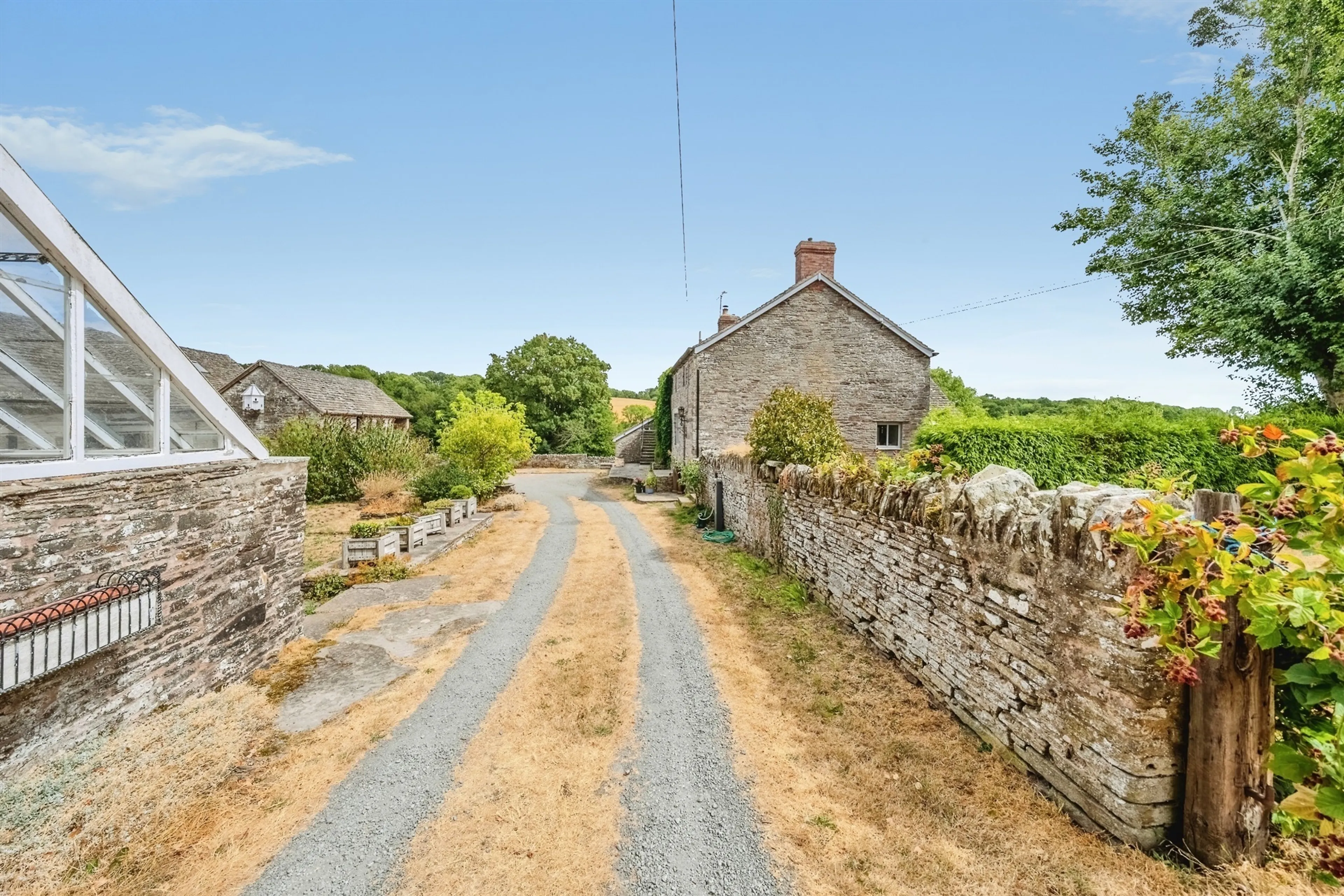 Property photo 33