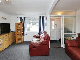 Bishopsfield Road, Fareham thumb 3