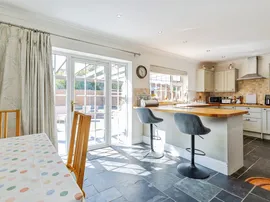 Courtfield Close, Sudbrooke, Lincoln thumb 3