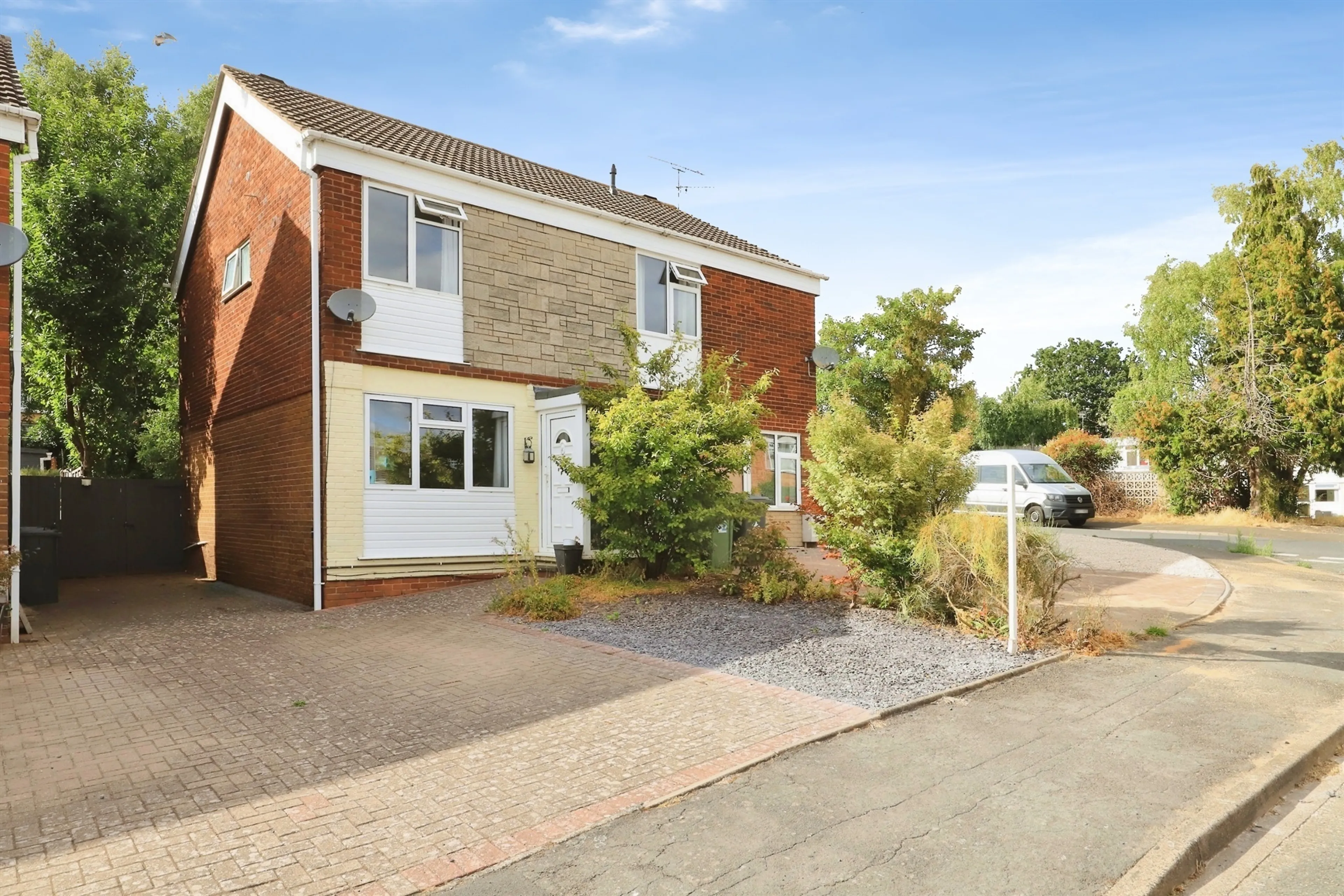 Property photo 0