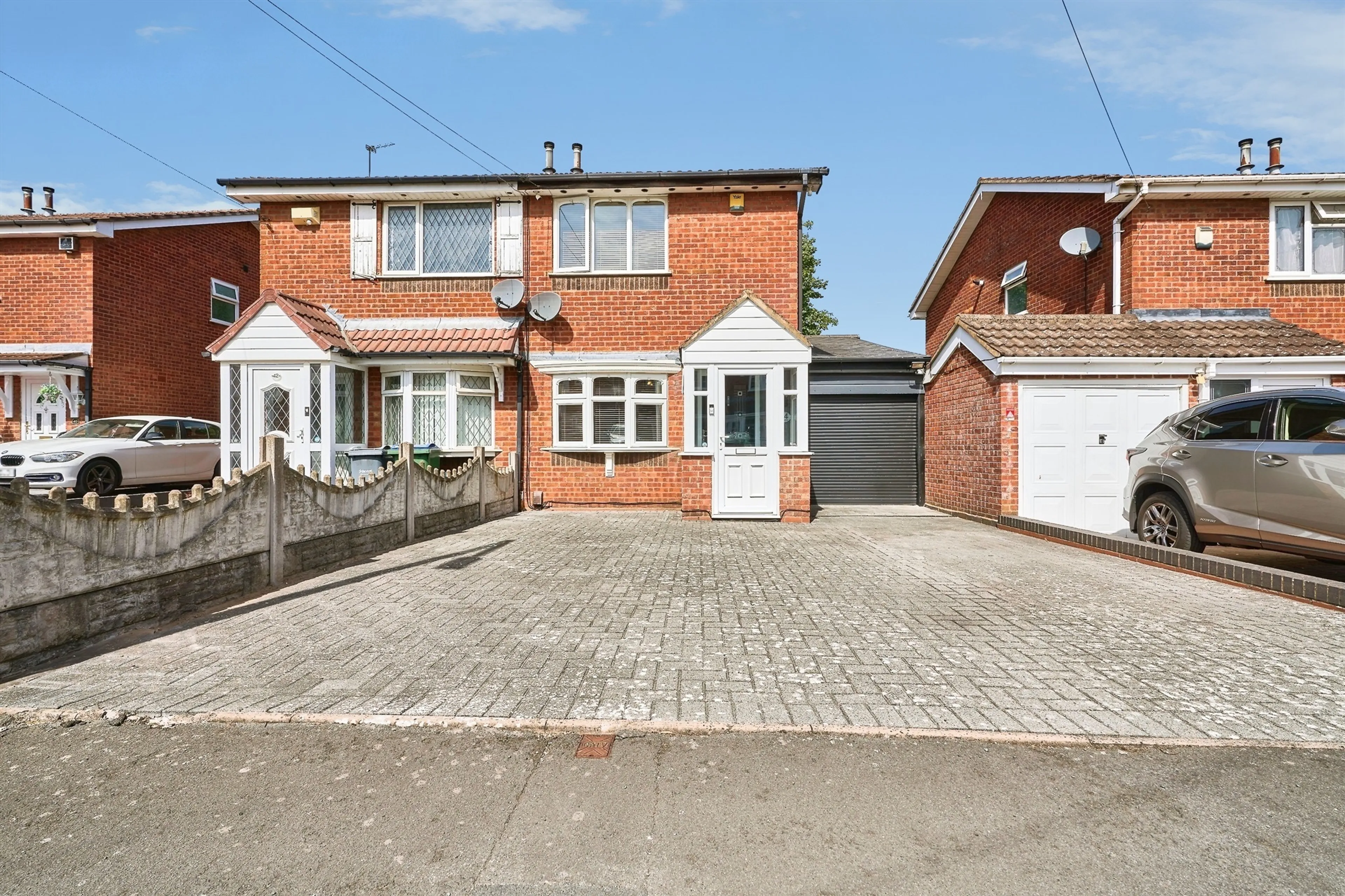 Property photo 0
