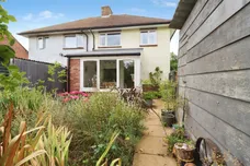 Mill Road, Woodford